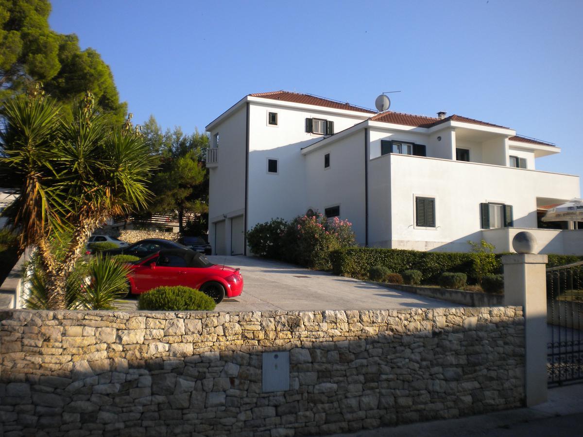 Villa Bunta Sutivan Exteriér fotografie