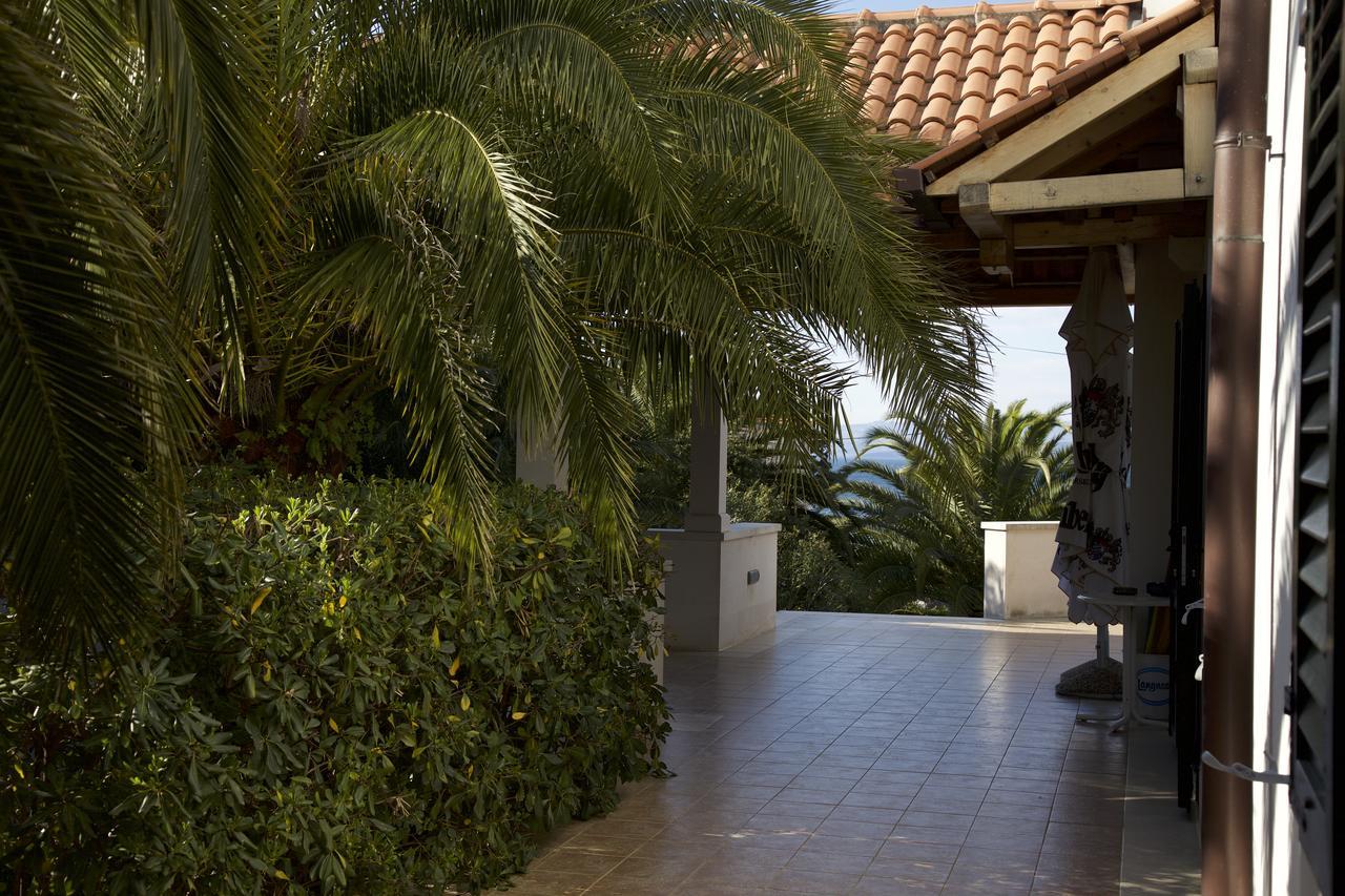 Villa Bunta Sutivan Exteriér fotografie