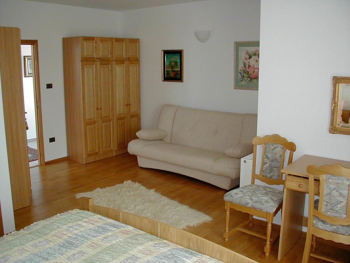 Villa Bunta Sutivan Exteriér fotografie