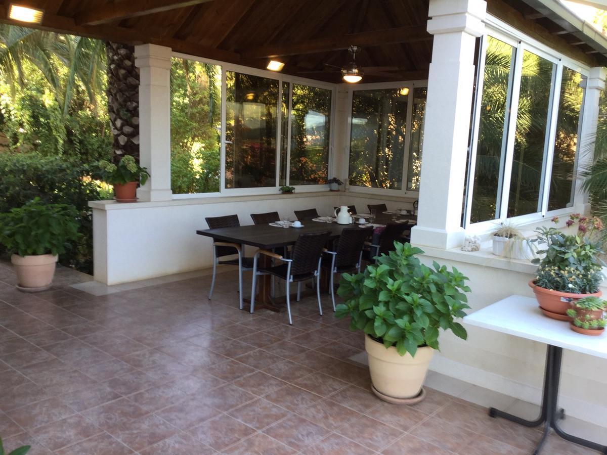 Villa Bunta Sutivan Exteriér fotografie
